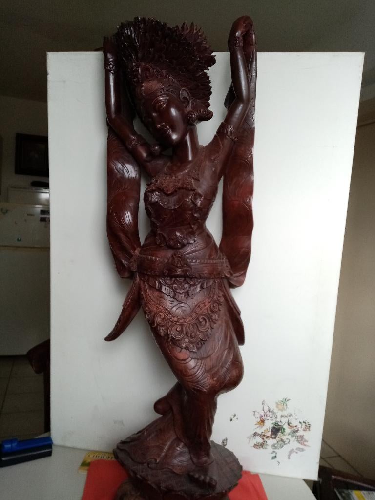 Thaise danseres beeld., Ophalen