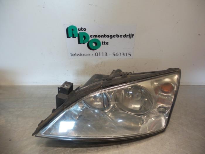 Koplamp links van een Ford Mondeo (Mondeo 00-), Gebruikt, -, -, Ophalen of Verzenden