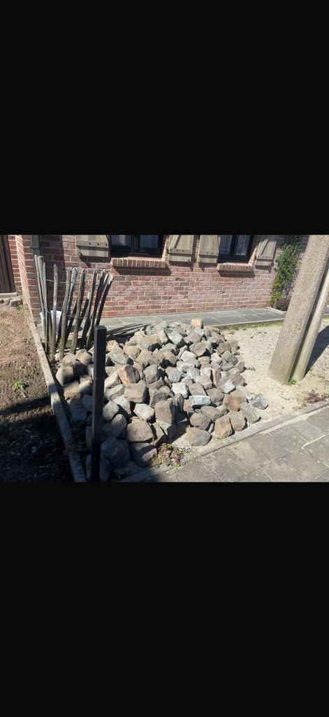 Les pavés peuvent être ramassés gratuitement, les gens, Jardin & Terrasse, Enlèvement, Utilisé