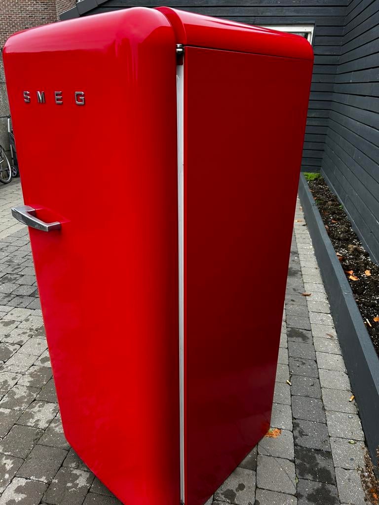 Koelkast SMEG werkt perfect, Ophalen, Zo goed als nieuw