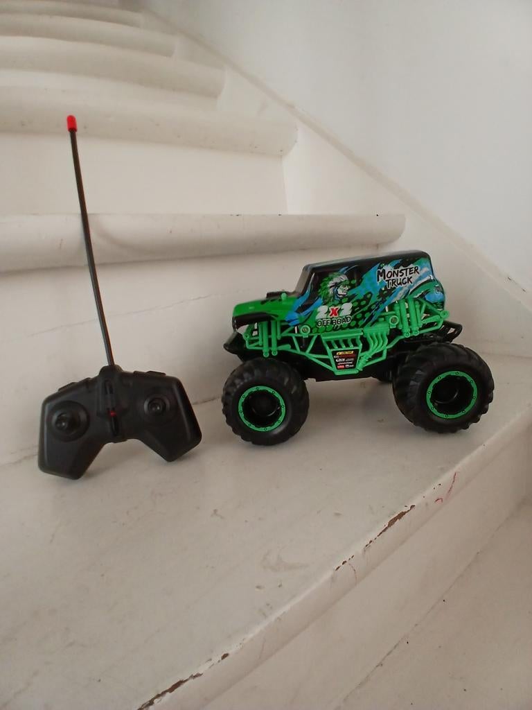 Off road 2x2 monster truck, Hobby & Loisirs créatifs, Enlèvement, Comme neuf, Voiture, Autres marques