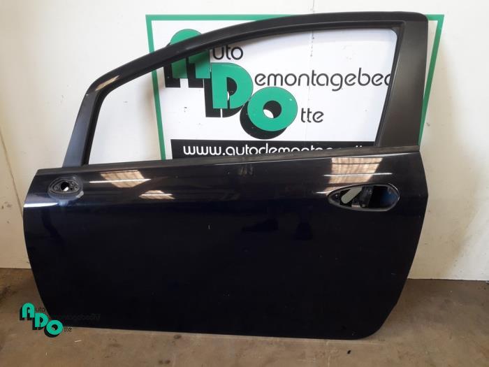 Portière 2portes gauche d'un Fiat Punto Grande (Punto Grand, -, 3 mois de garantie, Utilisé, Porte