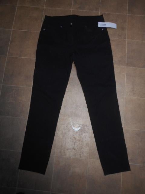 Opruiming - Maat 40 / 5 euro, Maat 38/40 (M), Zwart, Nieuw, Ophalen of Verzenden