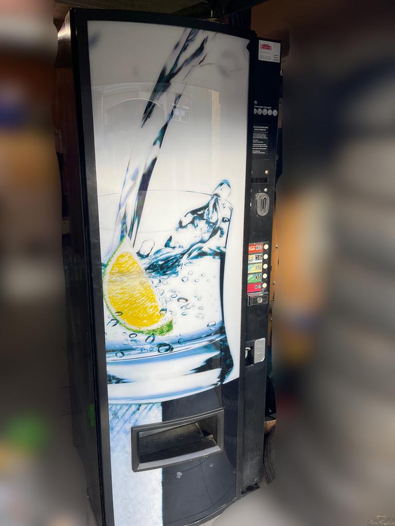 Drankautomaat te koop spotprijs!, Verzamelen, Automaten | Overige, Ophalen of Verzenden, Zo goed als nieuw