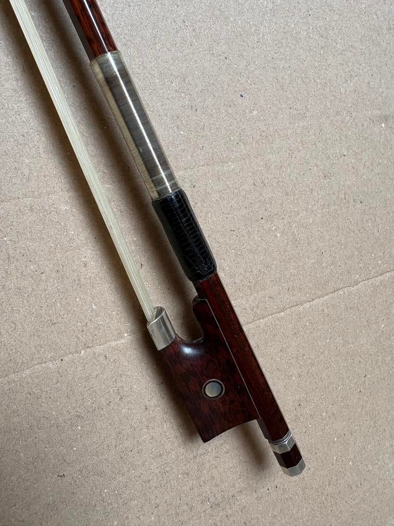 Archet de violon 4/4 en amourette, Musique & Instruments, Enlèvement ou Envoi, Comme neuf, Violon 4/4, Violon