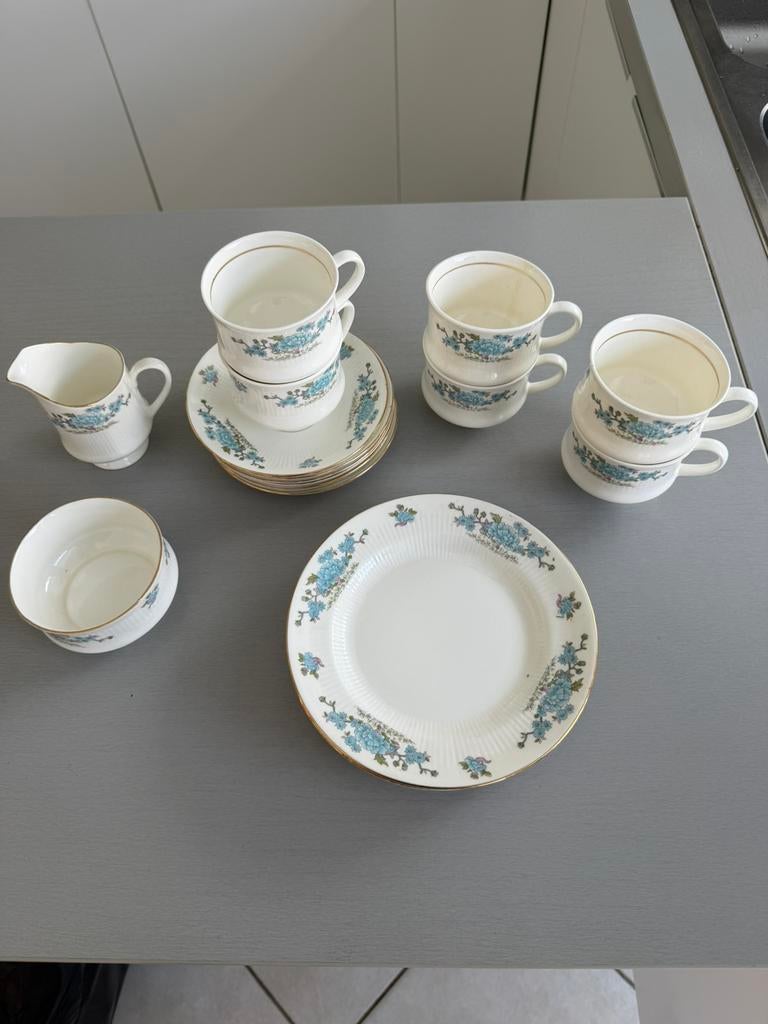 Theeservies met 6 zitplaatsen, Ophalen