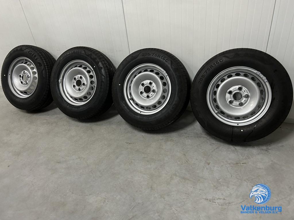 Nieuwe originele VW Craft MAN TGE Facelift 2025 16 inch stal, Auto-onderdelen, Banden en Velgen, Banden en Velgen, Zomerbanden