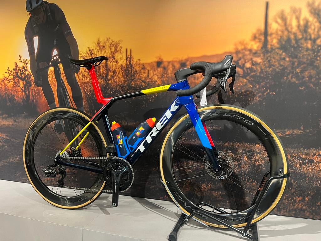 Trek Madone SLR gen8, Vélos & Vélomoteurs, Enlèvement ou Envoi, Comme neuf, Carbone