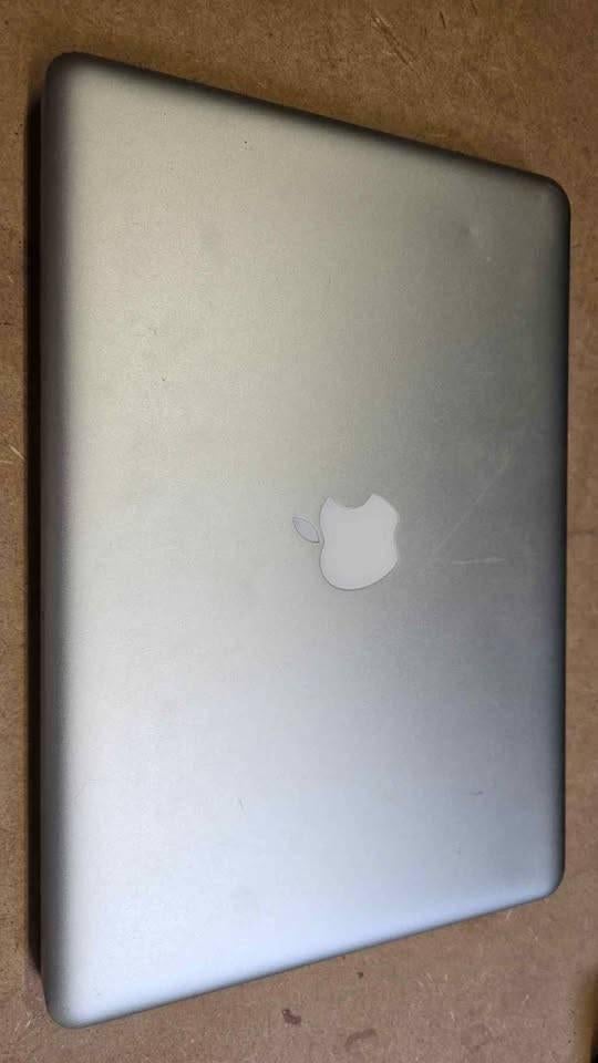 MacBook Pro, Computers en Software, Apple Macbooks, Refurbished, MacBook, 13 inch, 512 GB, 8 GB, Qwerty, Ophalen