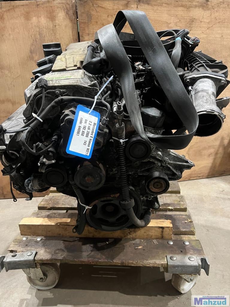 MERCEDES E KLASSE W211 2.2 CDI Motorblok motor 646961, Gebruikt, Mercedes-Benz AG, Mercedes-Benz, Mercedesstrasse 120
70372  Stuttgart, DE