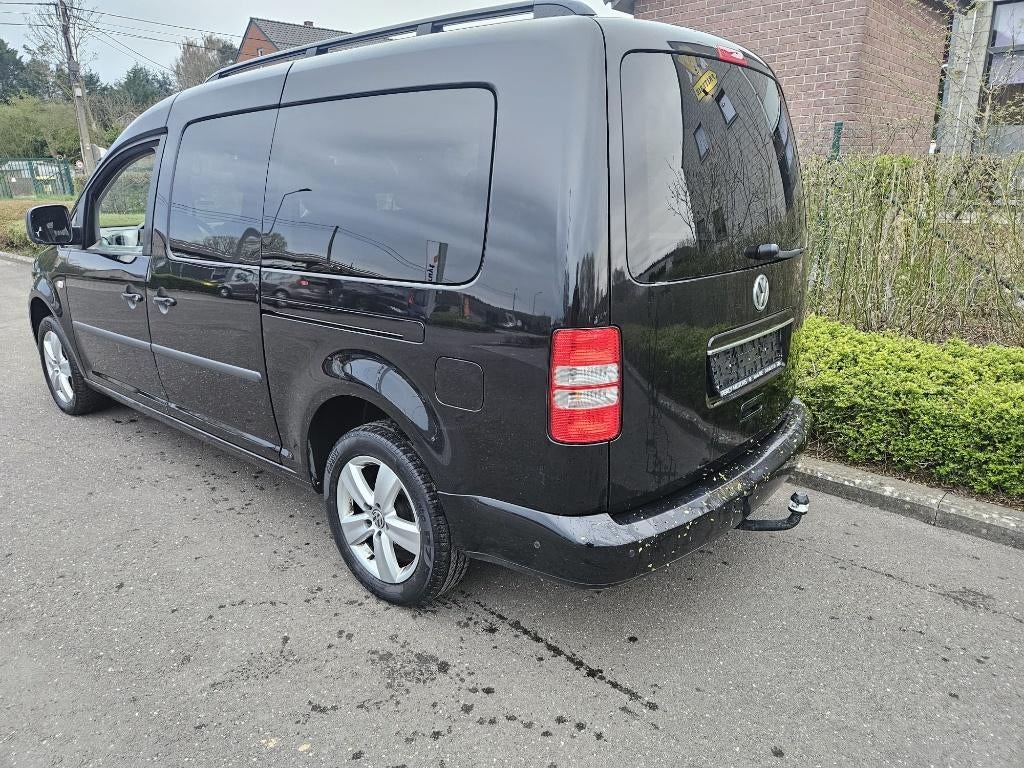 Volkswagen Caddy dubbele cabine 1.6 TDi❗PROBLEME D'INJECTEUR, Auto's, Voorwielaandrijving, Zwart, 4 cilinders, Zwart