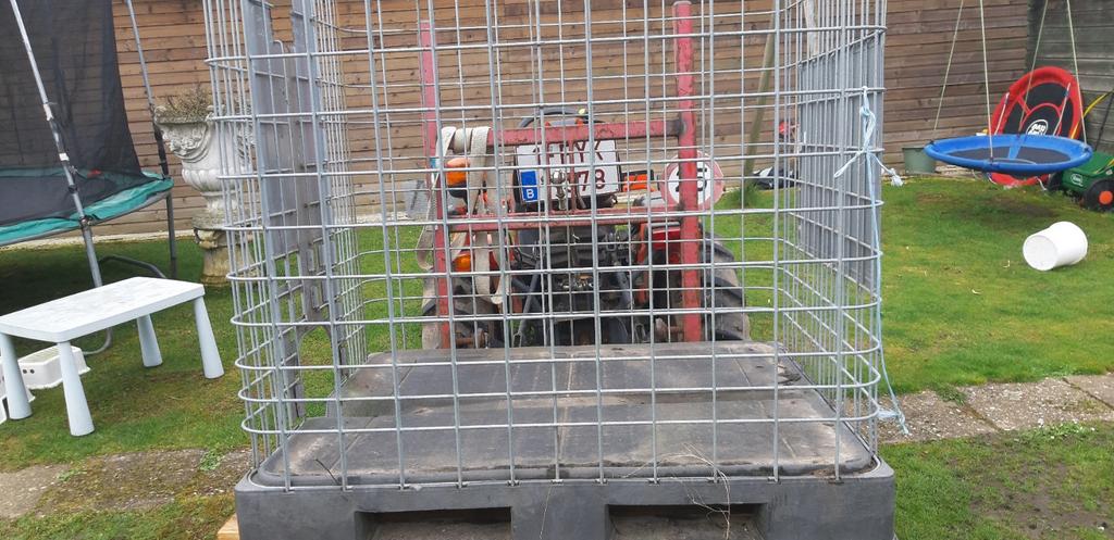 Ibc kooi, Enlèvement