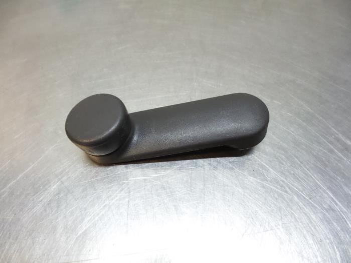 Manivelle de vitre d'un Opel Combo (Combo 02-), -, Opel, Utilisé, -