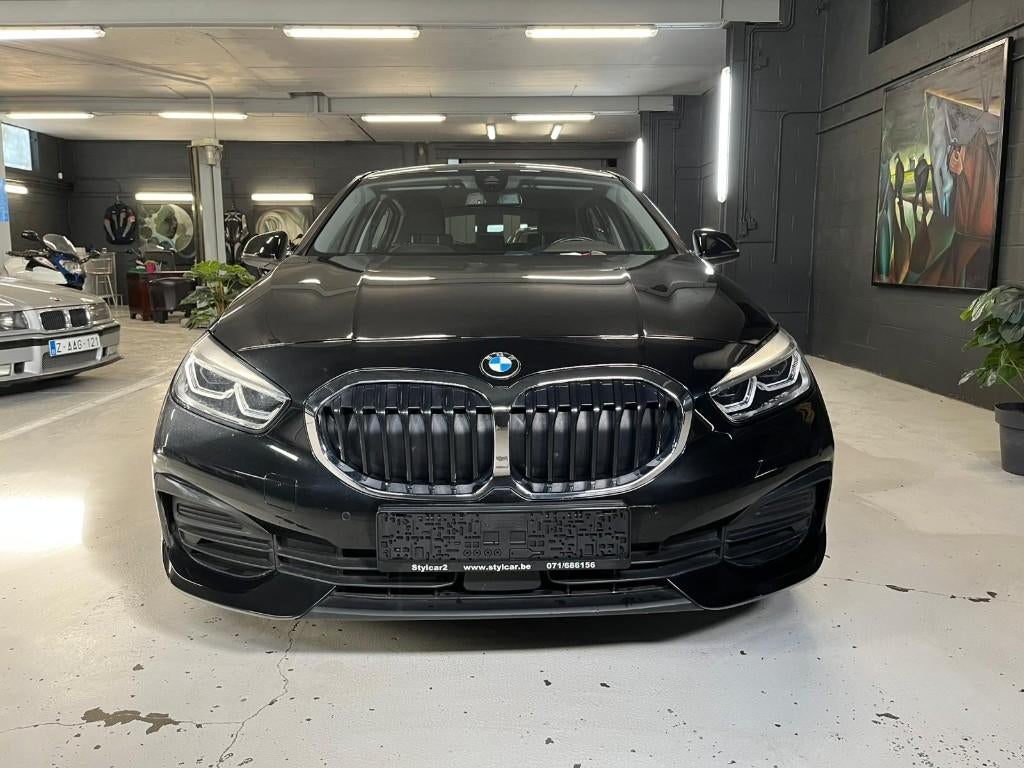 BMW 116i **BOITE AUTO** SPORT DESIGN** 12 MOIS DE GARANTIE, Automaat, USB, Zwart, Bedrijf