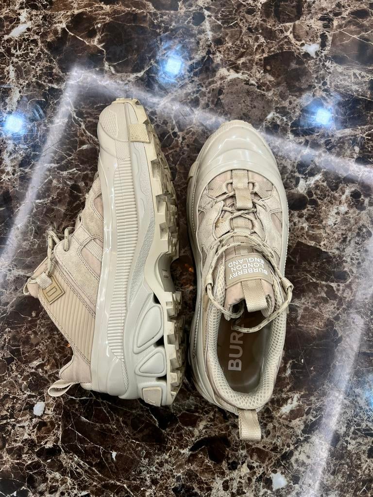 Burberry Arthur, Enlèvement, Comme neuf