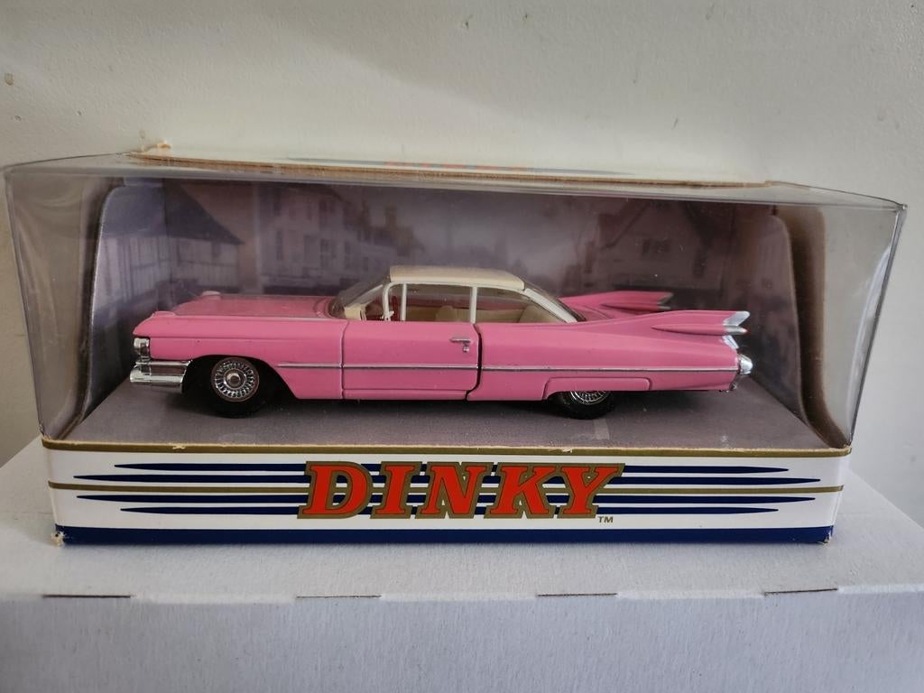 Matchbox Dinky 2959 Cadillac Coupe De Ville (1989), Enlèvement ou Envoi, Matchbox