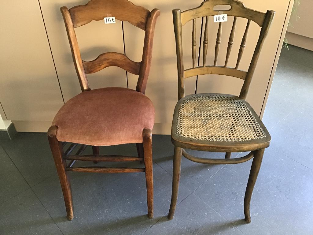 5 antieke stoelen aan slechts 10 euro per stoel, Antiek en Kunst, Ophalen