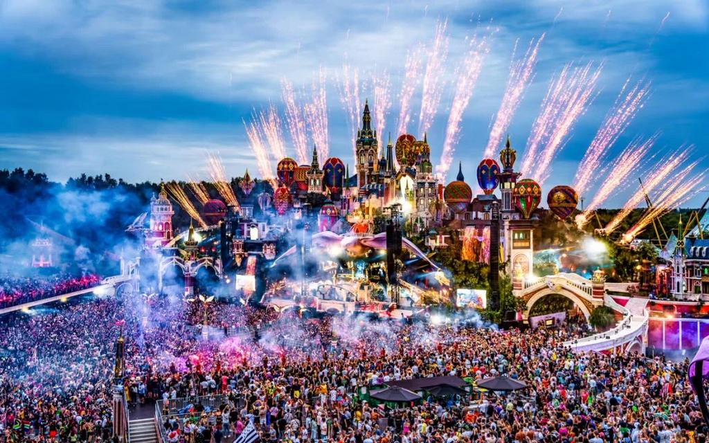 2 VIP tickets for Tomorrowland the Library 17th of July