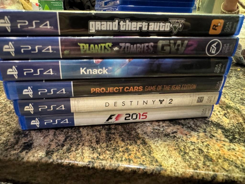 Ps4 games, Games en Spelcomputers, Ophalen of Verzenden, Zo goed als nieuw
