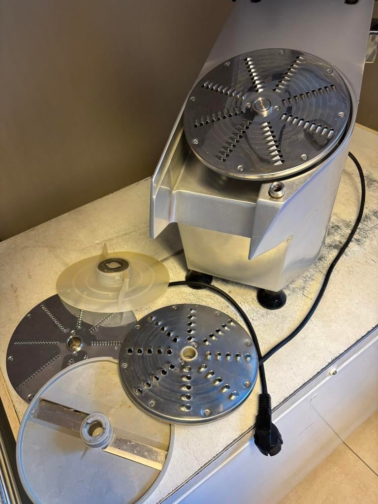 Coupe legumes, Elektronische apparatuur, Keukenmixers, Ophalen, Zo goed als nieuw