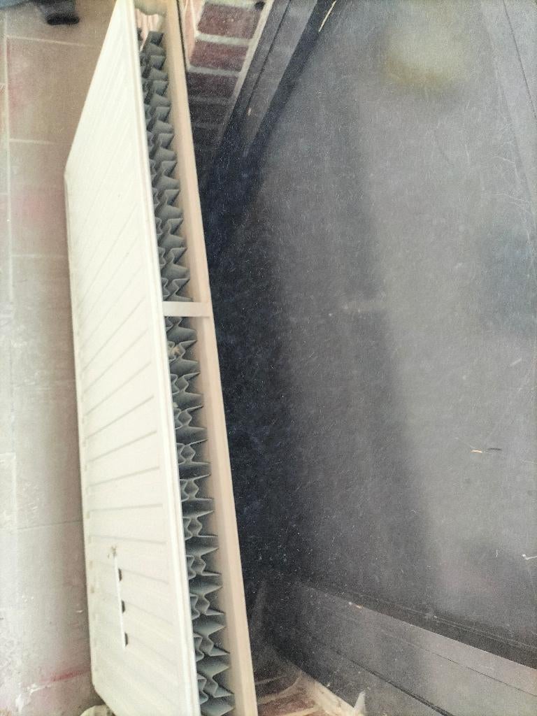 Radiateur en fonte, Bricolage & Construction, Chauffage & Radiateurs, Enlèvement, Utilisé, Radiateur, 30 à 80 cm