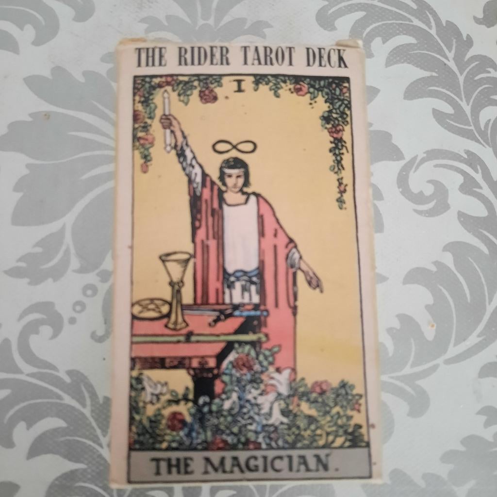 Cartes de tarot (anciennes ! ) en très bon état !, Enlèvement ou Envoi, Comme neuf