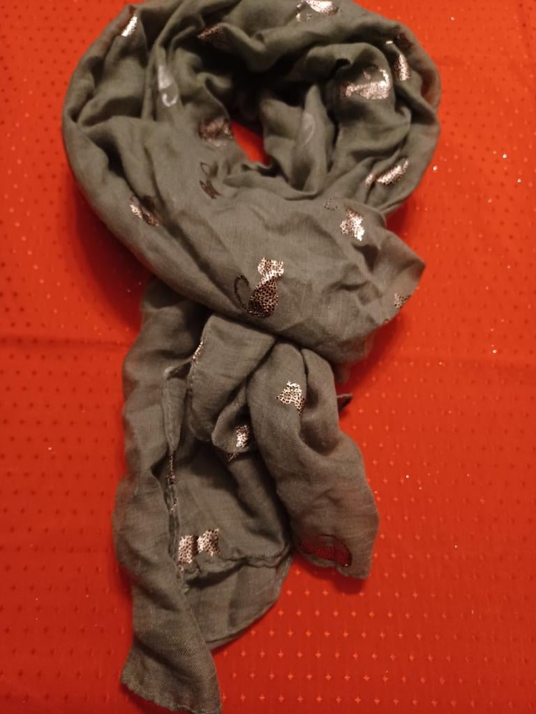 Sjaal met hondjes op, Enlèvement ou Envoi, Comme neuf, Écharpe