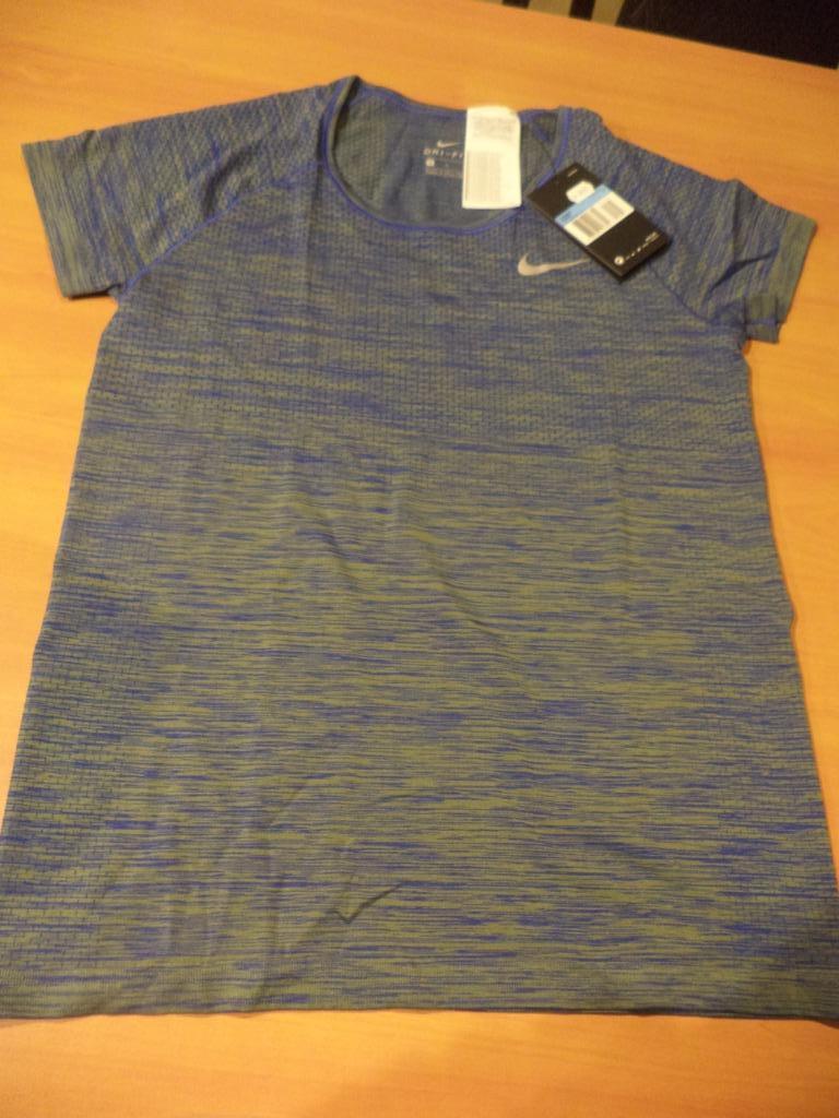 nouveau t-shirt NIKE, Sports & Fitness, Course, Jogging & Athlétisme, Neuf, Course à pied, Vêtements, Enlèvement ou Envoi