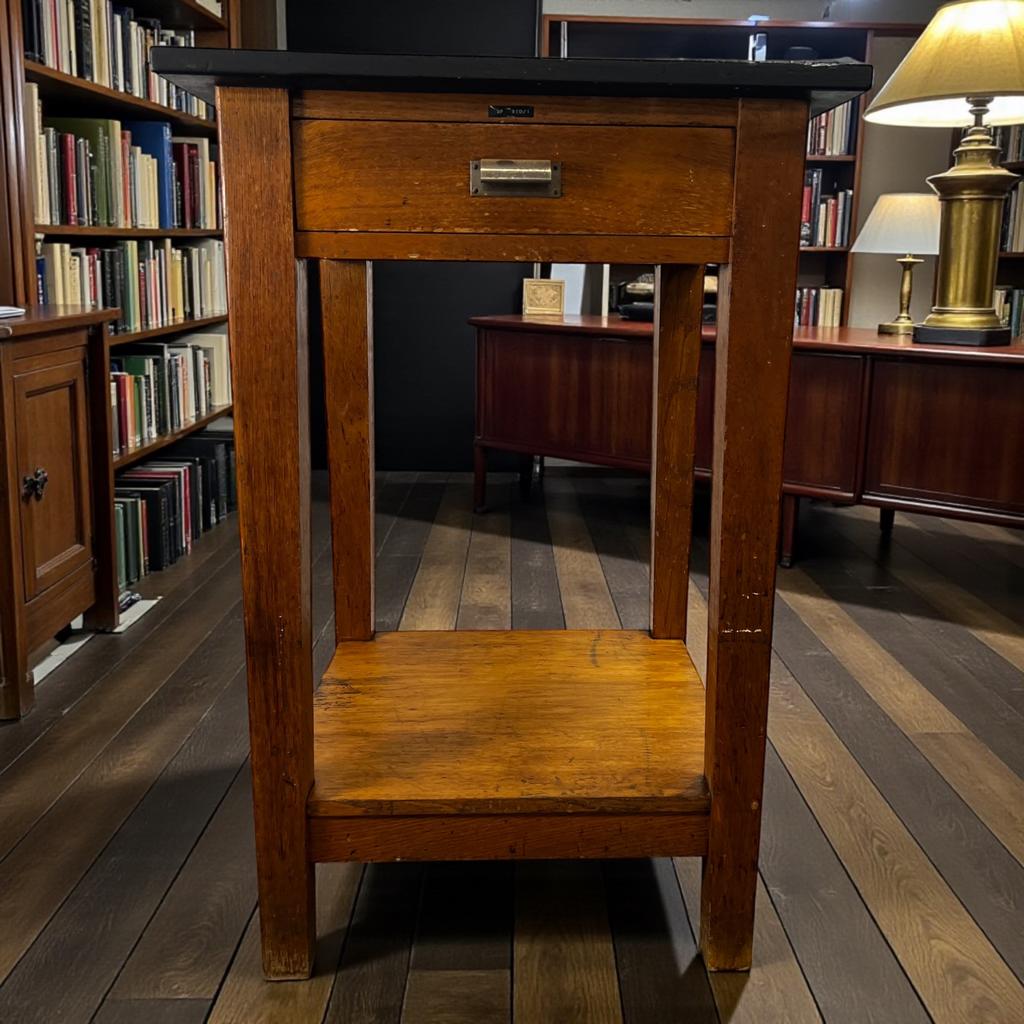 Table haute vintage en bois/table de bar/table d'appoint, Antiquités & Art, Enlèvement ou Envoi