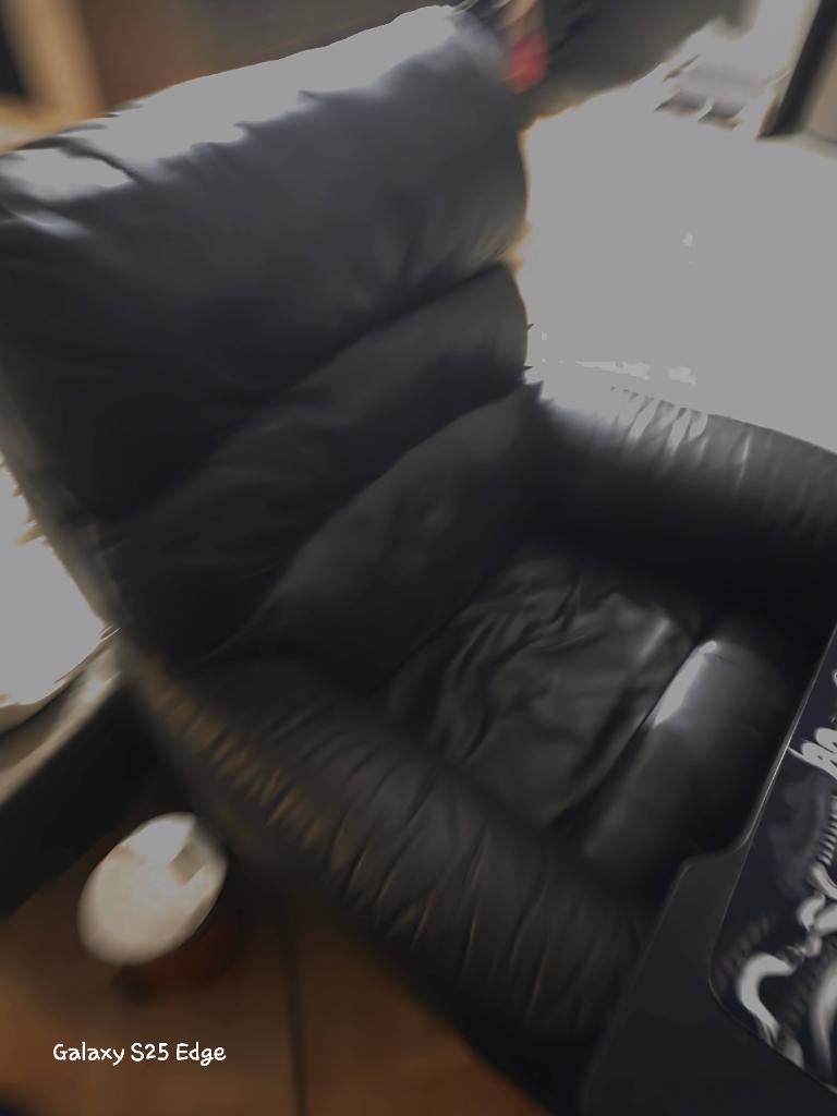 Canapé cuir + repose pied, Enlèvement, Comme neuf, Cuir