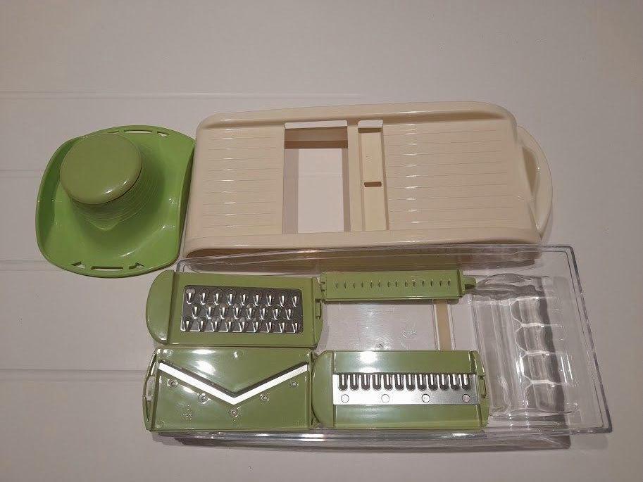 Coupe-mandoline/légumes avec bac de récupération, Enlèvement ou Envoi, Comme neuf