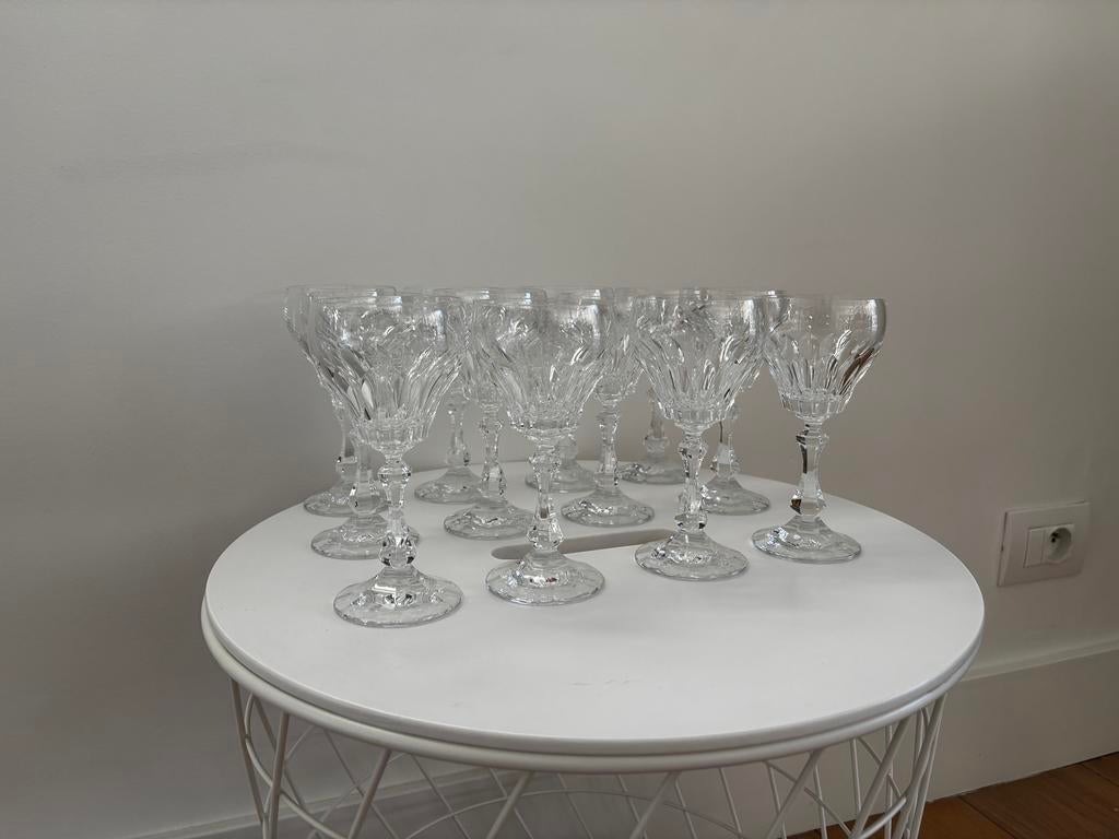 Kristallen servies (72-delig), Ophalen