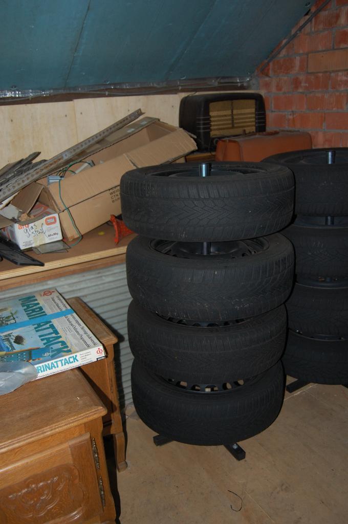 AUTO WINTERBANDEN SIMPERIT met VELGEN en BANDENBOOM, Pneus et Jantes, Pneus hiver, 16 pouces, Véhicule de tourisme