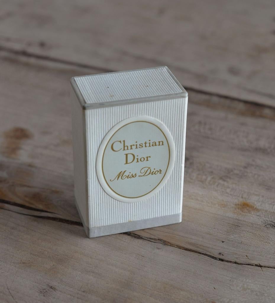 Parfum Miss Dior., Handtassen en Accessoires, Uiterlijk | Parfum, Ophalen of Verzenden, Zo goed als nieuw
