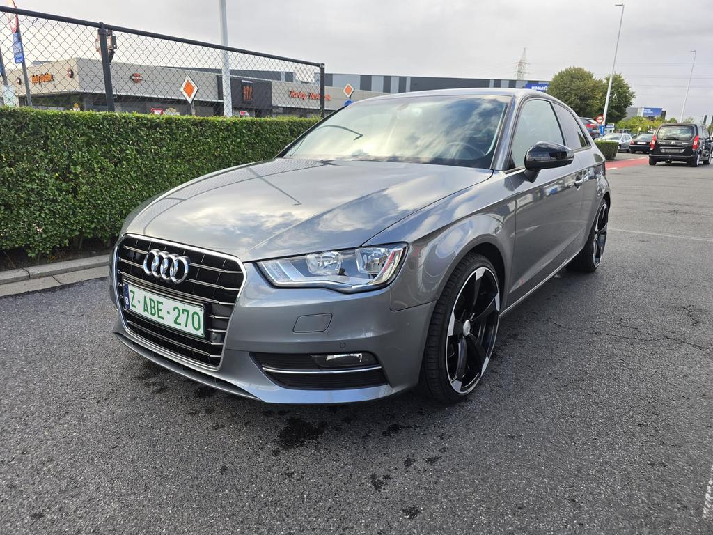 Audi a3 1.4 benzine 2013 Airco Cruise handelaar, Auto's, Audi, Euro 5, Bedrijf, Handgeschakeld, 3 deurs