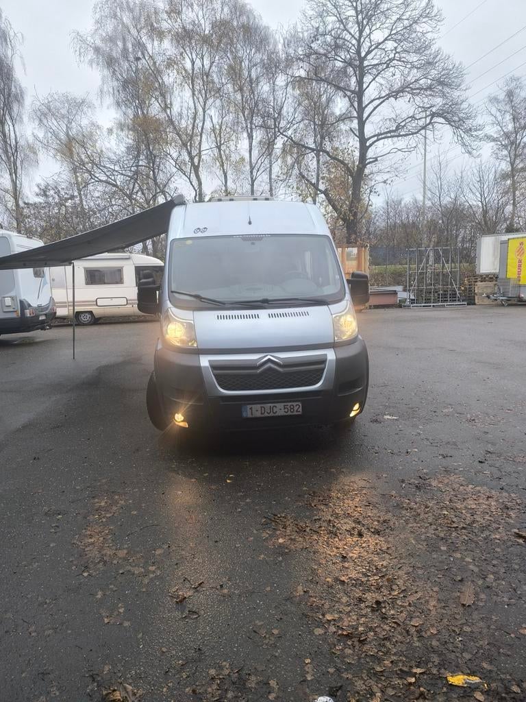 Camping-car unique résistant à l'hiver en excellent état, Caravanes & Camping, Particulier, Auvent, Réfrigérateur