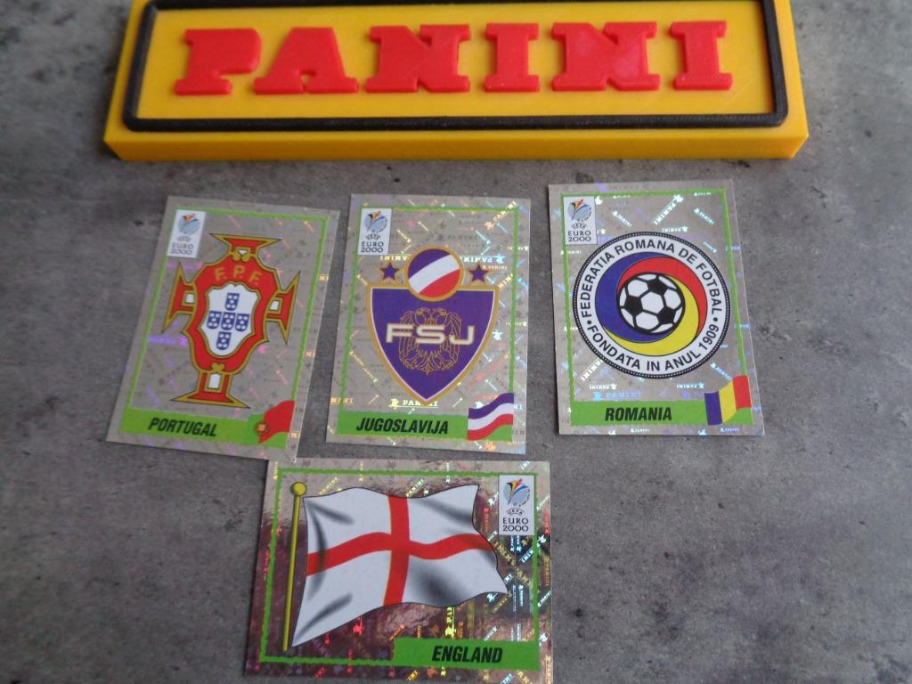 PANINI FOOTBALL STICKERS EURO 2000 emblèmes 4x badges neuf, Hobby & Loisirs créatifs, Autocollants & Images, Enlèvement ou Envoi