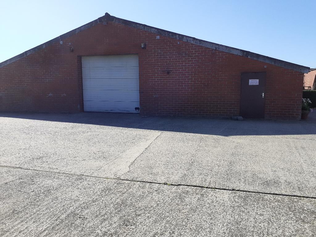 Stalling voor caravans, Enlèvement ou Envoi, Utilisé