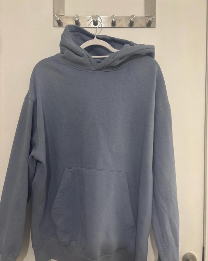 Sweat à capuche surdimensionné PULL&BEAR, Vêtements | Hommes, Envoi, Comme neuf, Taille 56/58 (XL), Bleu