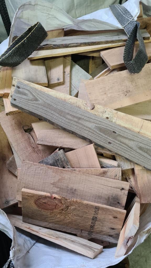 Bois de chauffage 15 euros par grand sac, Enlèvement