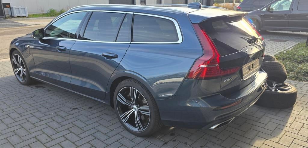 Volvo V60 T8 2.0 Hybride. MODEL 2021J., Auto's, Automaat, Euro 6, 1969 cc, Leder
