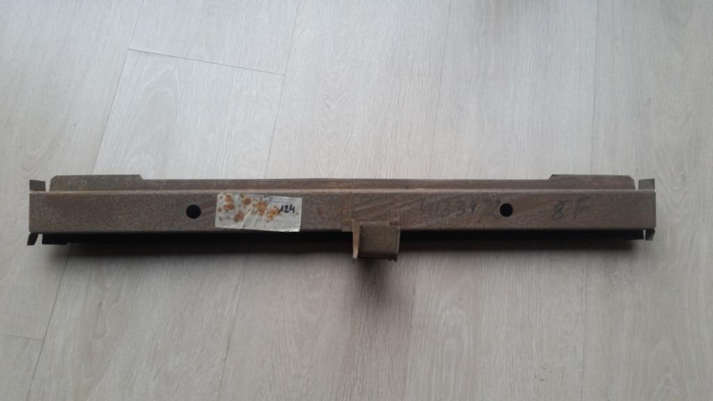 Fiat 124 + 124 special lada 1200 dwarsbalk onder radiator., Enlèvement ou Envoi, Neuf, Fiat