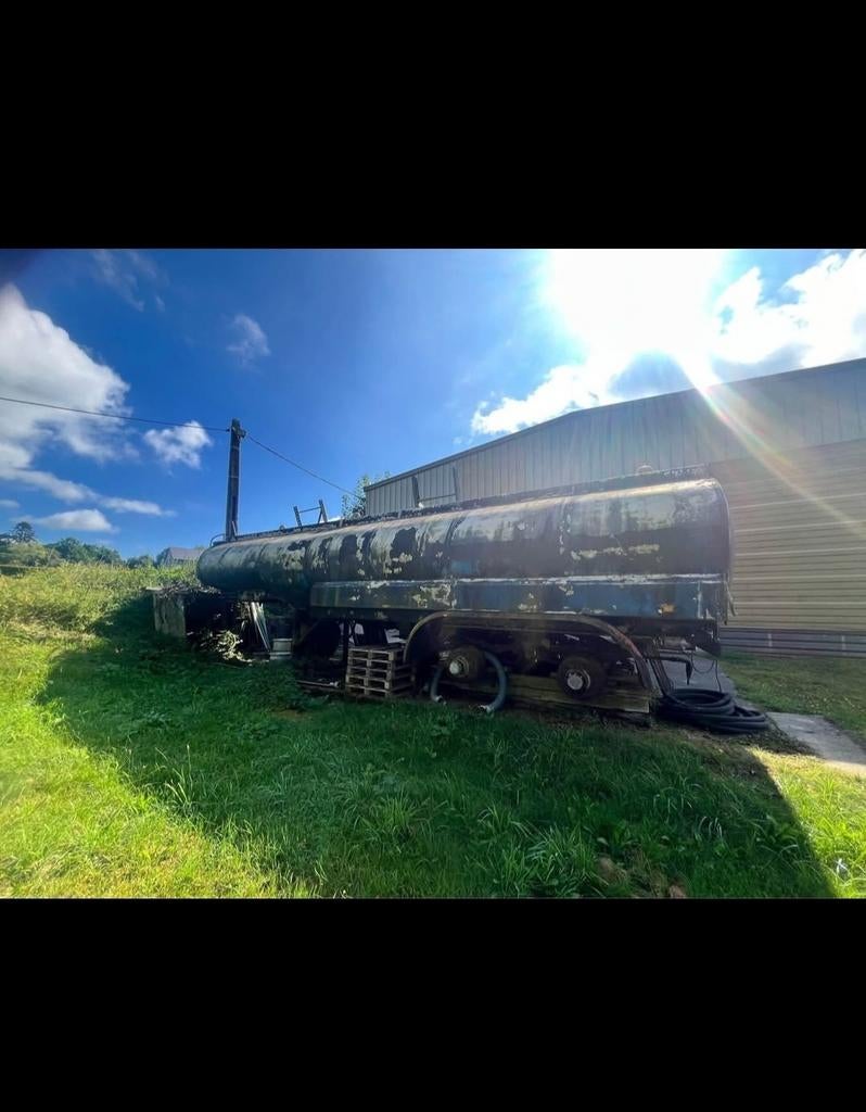 Remorque semi remorque citerne