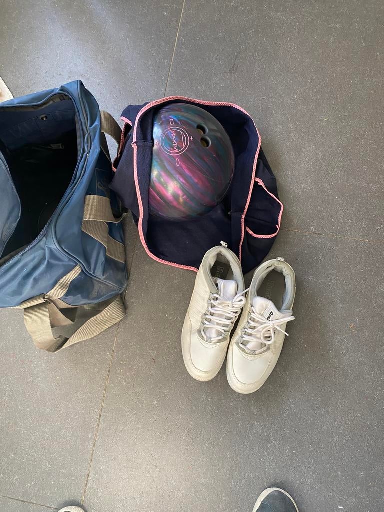 Bowlingbal, Sport en Fitness, Bowlen, Ophalen, Zo goed als nieuw, Schoenen