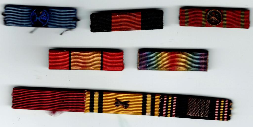 Lot de rubans militaires WW1 + WW2, Collections, Objets militaires | Général, Envoi, Ruban, Médaille ou Ailes