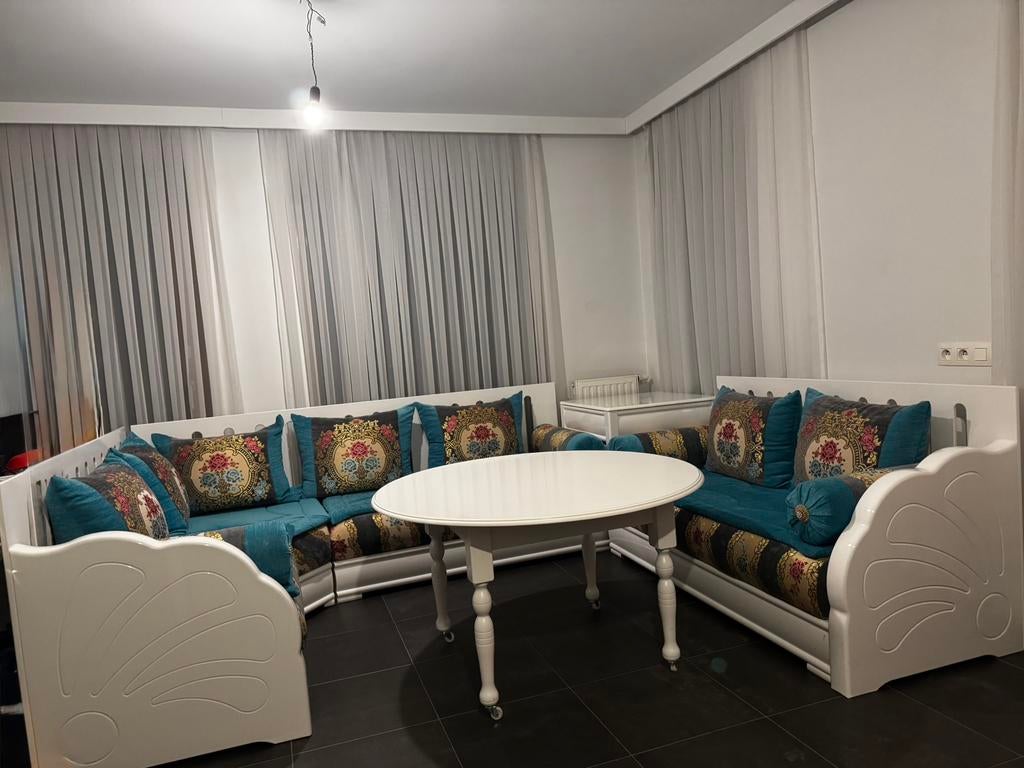 Salon marocain SANS LA TABLE, Enlèvement, Comme neuf