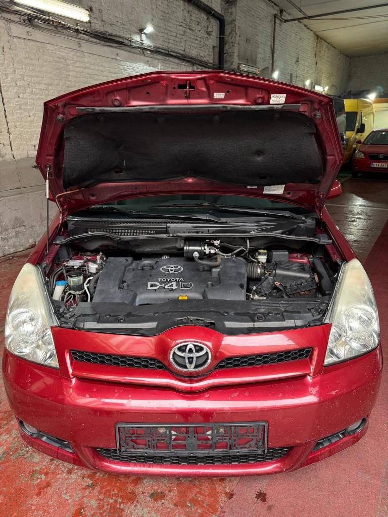 TOYOTA COROLLA VERSO 07 PLACES, Auto's, Toyota, Voorwielaandrijving, Zwart, 4 cilinders, Corolla