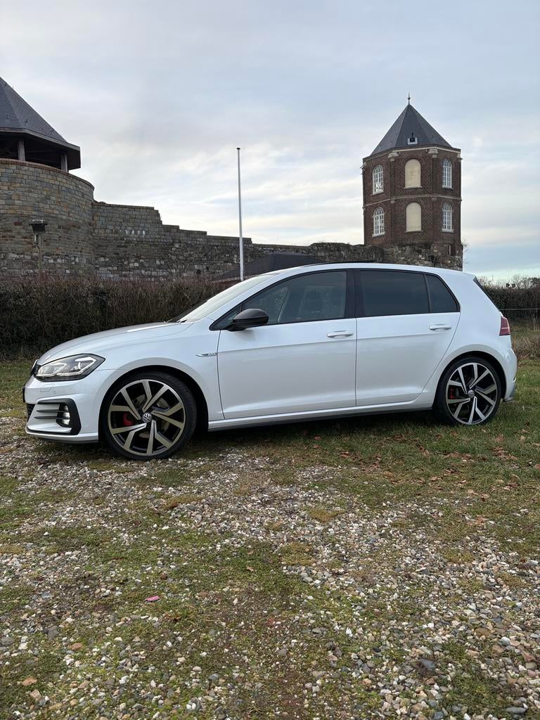 Volkswagen Golf 7.5 GTD / PANORAMA DAK / DSG / FACELIFT, Autos, Volkswagen, Achat, Interruption de démarrage, Entretenue par le concessionnaire