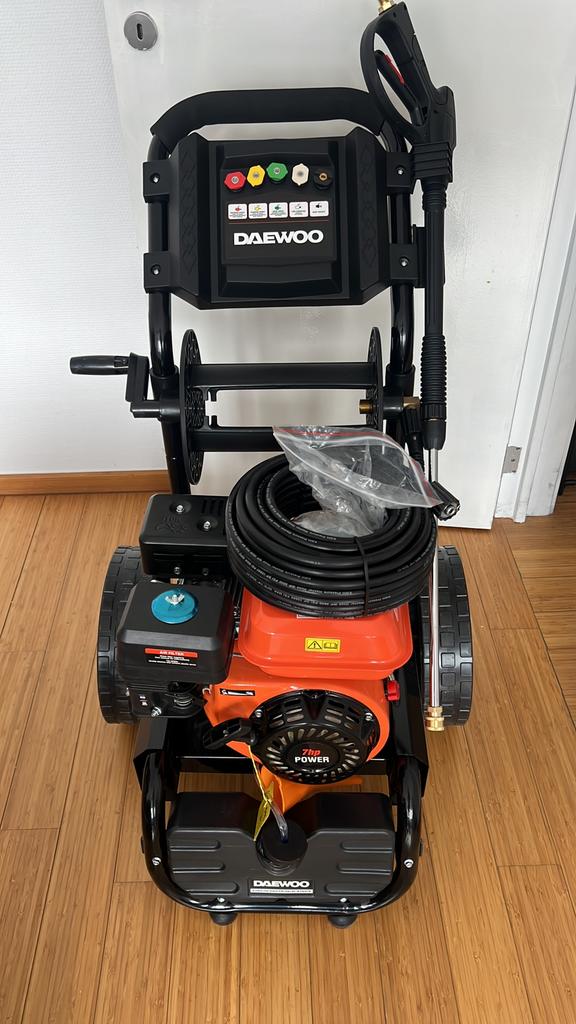 Daewoo nettoyeur, Tuin en Terras, Ophalen of Verzenden, Zo goed als nieuw, Benzine