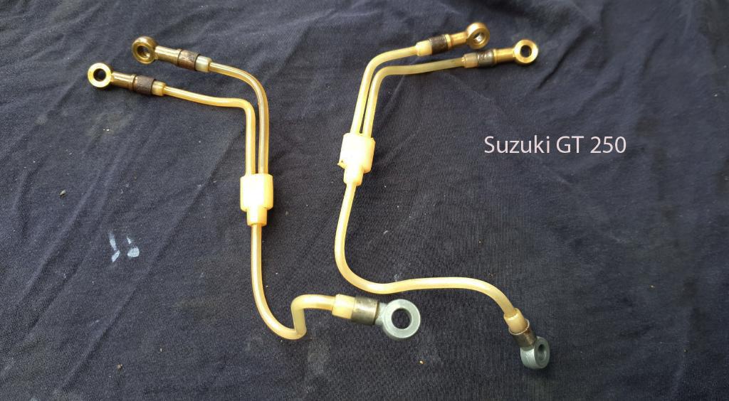 2 takt Olie leidingen , LH en RH, Motoren, Ophalen of Verzenden, Gebruikt